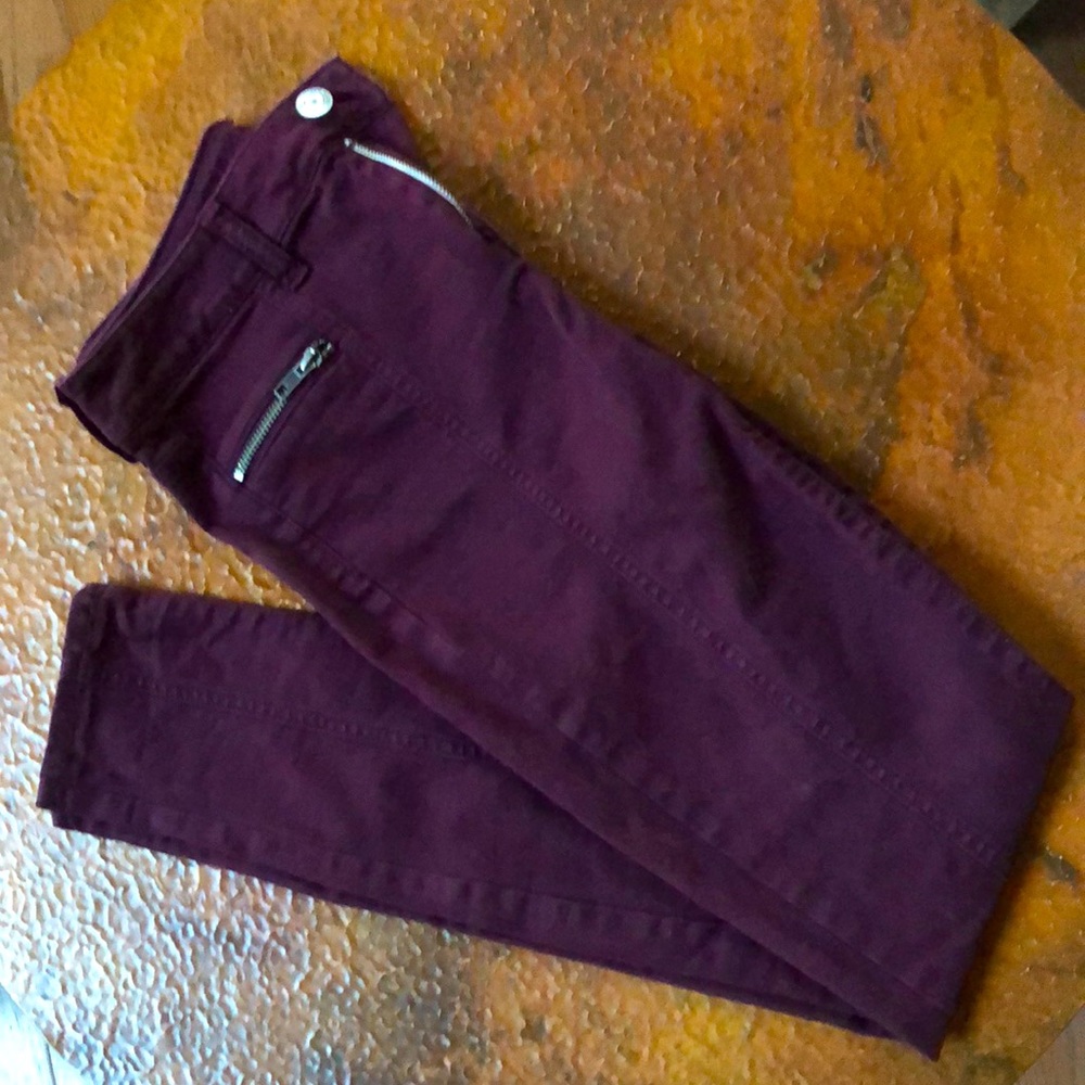 American Eagle burgundy jeans